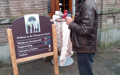 Nieuw informatiebord Scheepstraschool